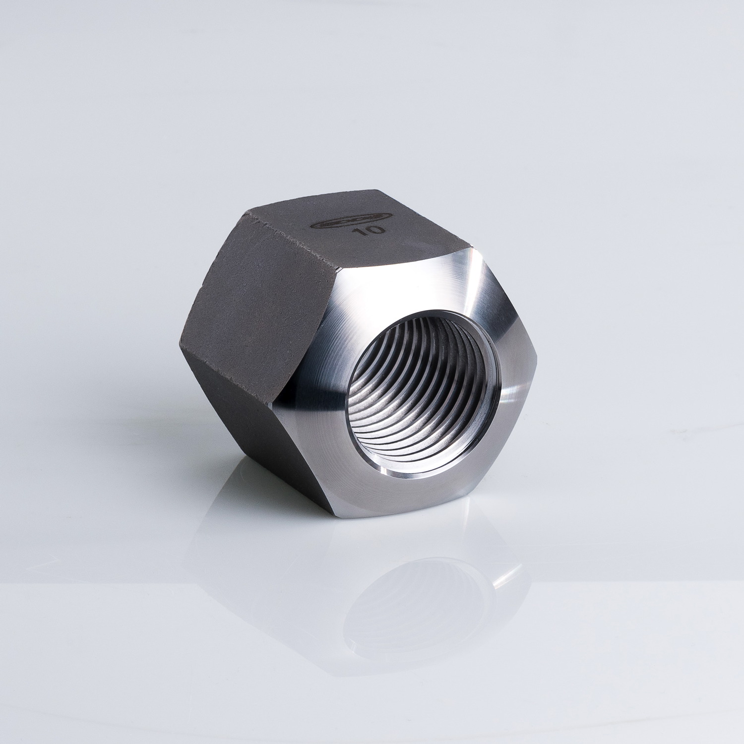 Hexagon nut with a height of 1,5 d DIN 6330
